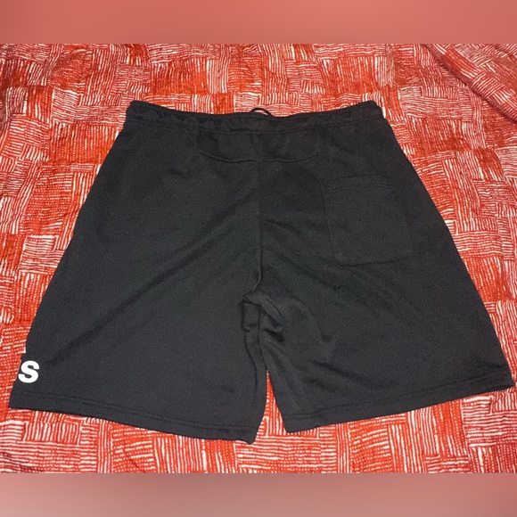 ADIDAS Black BIG LOGO Fleece GYM
Training Sweat SHORTS Mens Size 2 - Picture 2 of 4